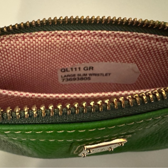 Dooney & Bourke large slim  Wristlet - Picture 4 of 5